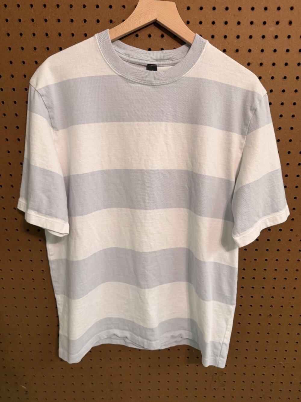 lululemon organic cotton relaxed fit striped Tee Men's M